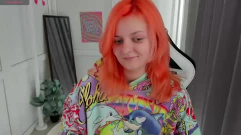 Snapshot of nightleaf_ chatting on July 9, 12:31 pm Bestie online show from July 9, 12:31 pm
