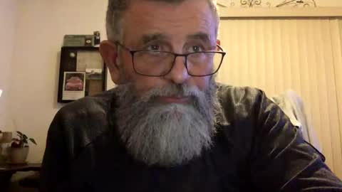 nightmoves1970 online show from January 18, 5:31 am