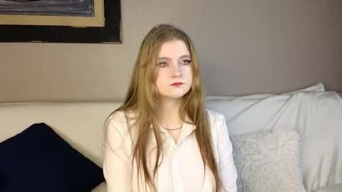 Azalea online show from November 27, 6:59 am