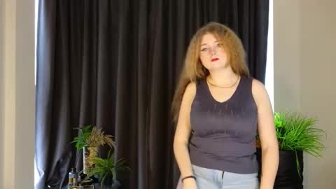 Azalea online show from December 4, 7:06 am