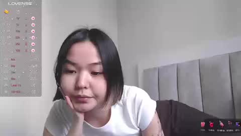 Niia online show from March 14, 7:58 am