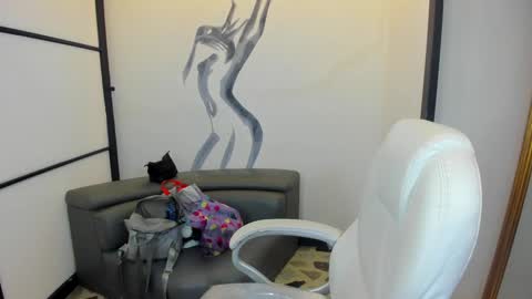 Anni online show from January 29, 8:56 pm