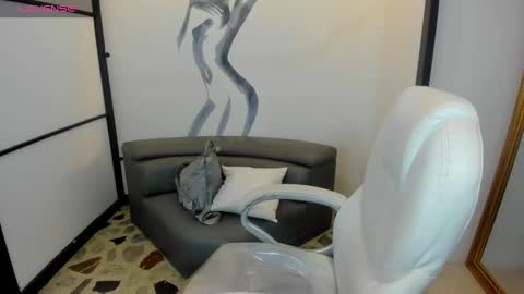 Anni online show from February 13, 9:17 pm