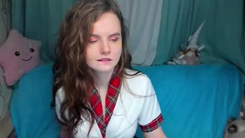 Snapshot of niiik_miiiki chatting on February 24, 12:47 pm niiik_miiiki online show from February 24, 12:47 pm