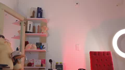 Snapshot of nijinsky_latinboy chatting on August 1, 5:07 am Nijinsky online show from August 1, 5:07 am