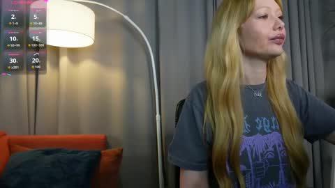 Snapshot of nika_dream_ chatting on May 30, 9:01 pm LIana online show from May 30, 9:01 pm