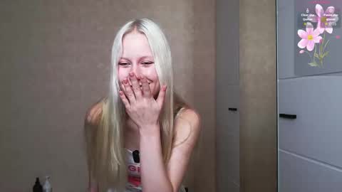  MY NAME IS AMILI WELCOME TO MY ROOM online show from March 9, 4:55 pm