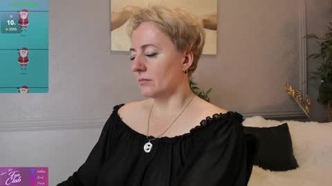 Snapshot of nika_smit chatting on December 25, 8:29 am Nika online show from December 25, 8:29 am