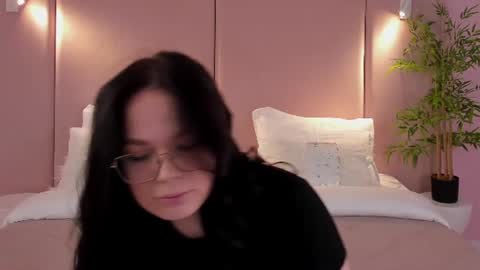 Snapshot of nikaflowers chatting on July 20, 3:10 am Nika online show from July 20, 3:10 am