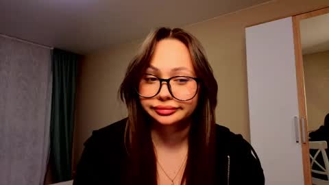 nikagpt online show from April 19, 7:05 pm