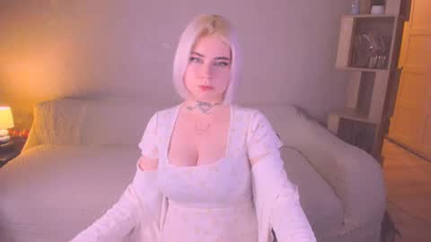 Snapshot of nikarocks chatting on January 28, 10:01 pm nikarocks online show from January 28, 10:01 pm