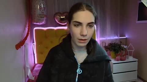 nikastarkk online show from March 4, 11:11 pm