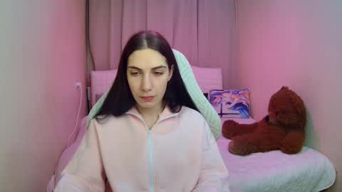 nikastarkk online show from February 16, 7:43 pm