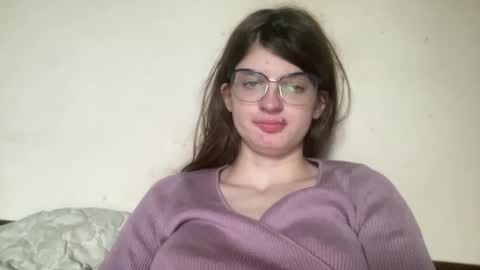 Snapshot of nikaxzimax chatting on November 1, 9:22 am NikaXZimax online show from November 1, 9:22 am