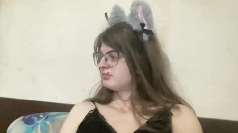 Snapshot of nikaxzimax chatting on November 4, 6:45 am NikaXZimax online show from November 4, 6:45 am