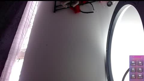 Snapshot of niki_1998 chatting on June 18, 7:51 pm Natalia online show from June 18, 7:51 pm