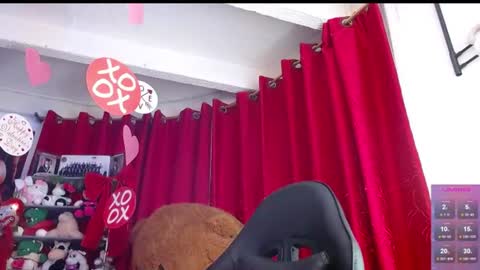 Snapshot of niki_1998 chatting on July 27, 1:56 am Natalia online show from July 27, 1:56 am