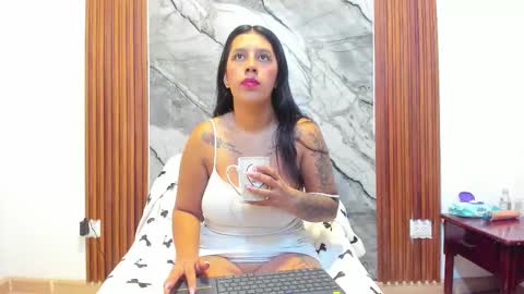 Snapshot of nikitaa20 chatting on November 29, 9:34 am nikita online show from November 29, 9:34 am