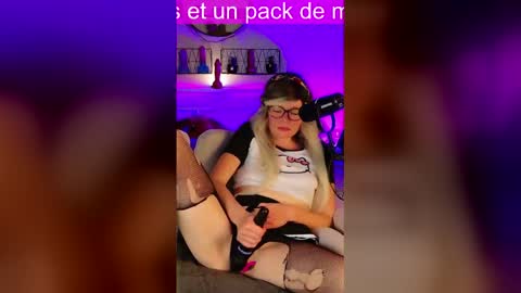 Kitty Chatte online show from May 4, 8:16 pm