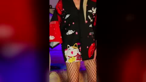 Kitty Chatte online show from May 10, 12:43 pm