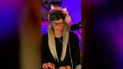 Kitty Chatte online show from May 13, 1:19 pm