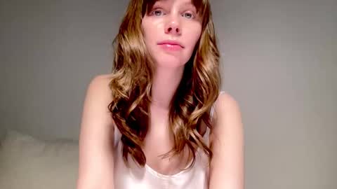 Snapshot of nikki_mi chatting on November 20, 10:04 am Nikki online show from November 20, 10:04 am