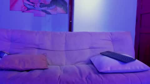 nikki_uwu online show from February 7, 7:28 pm