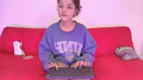 Snapshot of nikki_uwu chatting on June 7, 8:12 pm nikki_uwu online show from June 7, 8:12 pm
