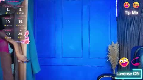 nikki_vesper online show from June 24, 3:49 am