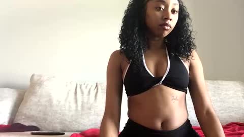 NikkiB online show from June 1, 8:54 pm