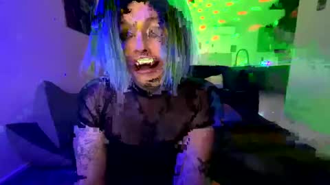 Nikki Neverland online show from June 10, 4:45 am
