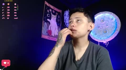 Nikky online show from February 10, 1:04 pm