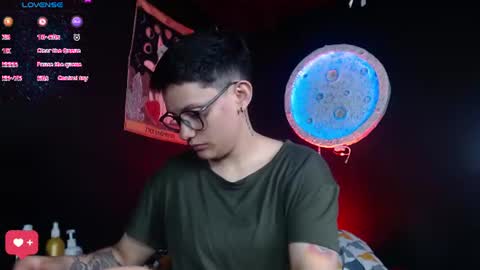 Snapshot of nikky_tomboy444 chatting on June 24, 7:46 pm Nikky online show from June 24, 7:46 pm