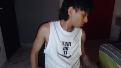 Snapshot of niklaus_wolf chatting on October 3, 11:13 pm niklaus_wolf online show from October 3, 11:13 pm