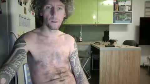 niknik39 online show from February 8, 2:15 am