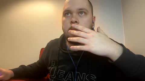 Snapshot of nikofromforest chatting on January 25, 9:57 pm nikofromforest online show from January 25, 9:57 pm