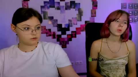 Snapshot of nikol_kitt chatting on June 11, 3:15 am Little Niko Help me reach my goals online show from June 11, 3:15 am