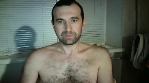 nikolas_vaz online show from October 18, 8:20 pm