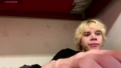 nikolasbucks online show from December 17, 9:32 pm