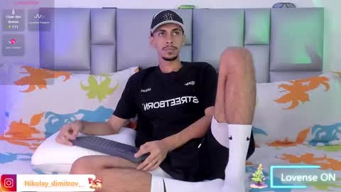    online show from December 19, 7:54 pm