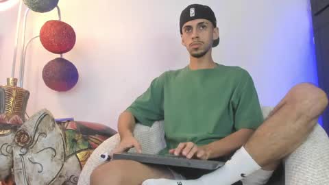    online show from June 4, 11:44 pm