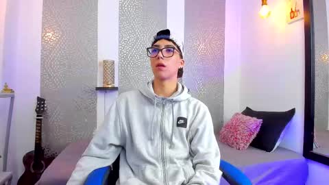    online show from February 11, 4:22 am