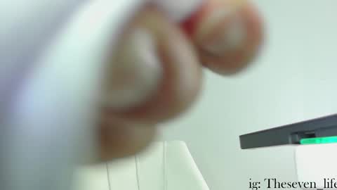 Snapshot of nikolaylisin chatting on January 25, 4:23 am Niko online show from January 25, 4:23 am