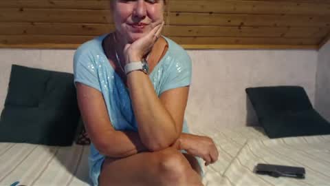 Snapshot of nikole111 chatting on July 28, 3:21 pm Nikole1 online show from July 28, 3:21 pm