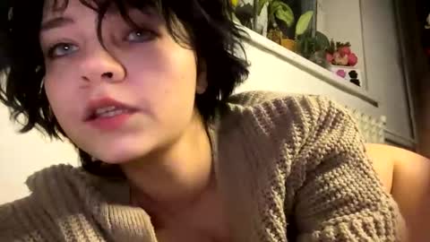 Snapshot of nikoli_naw chatting on January 19, 8:19 pm nikoli_naw online show from January 19, 8:19 pm