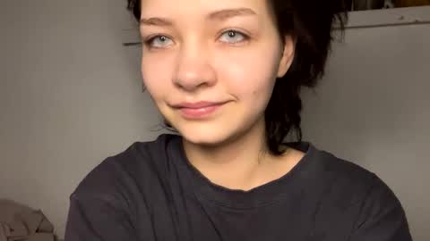 Snapshot of nikoli_naw chatting on January 27, 8:49 pm nikoli_naw online show from January 27, 8:49 pm