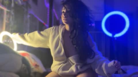 Snapshot of nikoli_naw chatting on October 9, 9:35 pm nikoli_naw online show from October 9, 9:35 pm