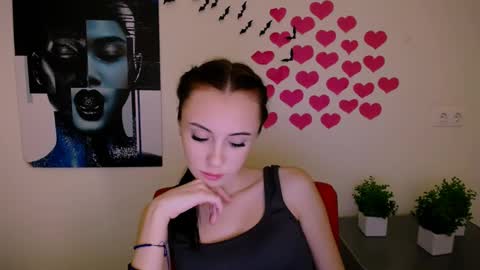 Snapshot of nikonara_ chatting on January 13, 6:49 pm nikonara_ online show from January 13, 6:49 pm