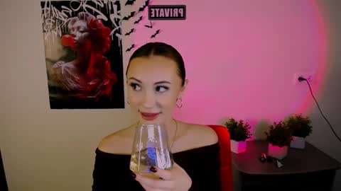 Snapshot of nikonara_ chatting on March 9, 4:11 pm nikonara_ online show from March 9, 4:11 pm