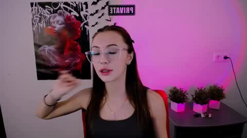 Snapshot of nikonara_ chatting on March 11, 10:29 am nikonara_ online show from March 11, 10:29 am